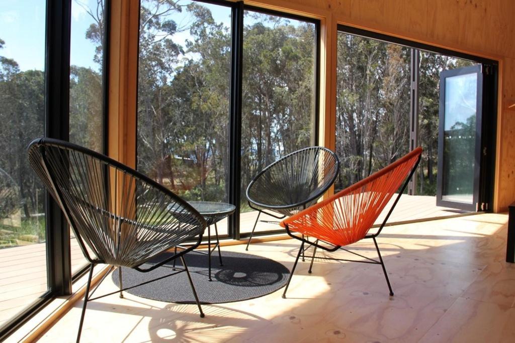 Bay Of Fires Eco Hut Off Grid Experience At Binalong Bay Exterior foto