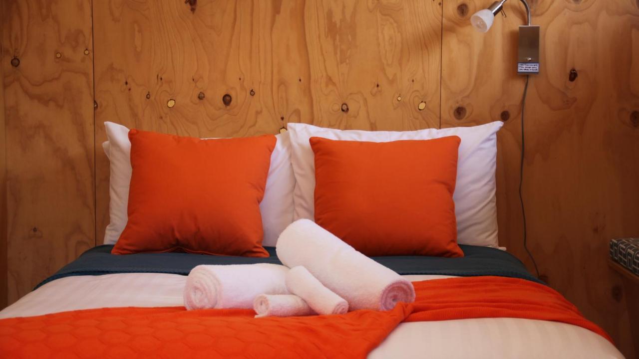 Bay Of Fires Eco Hut Off Grid Experience At Binalong Bay Exterior foto
